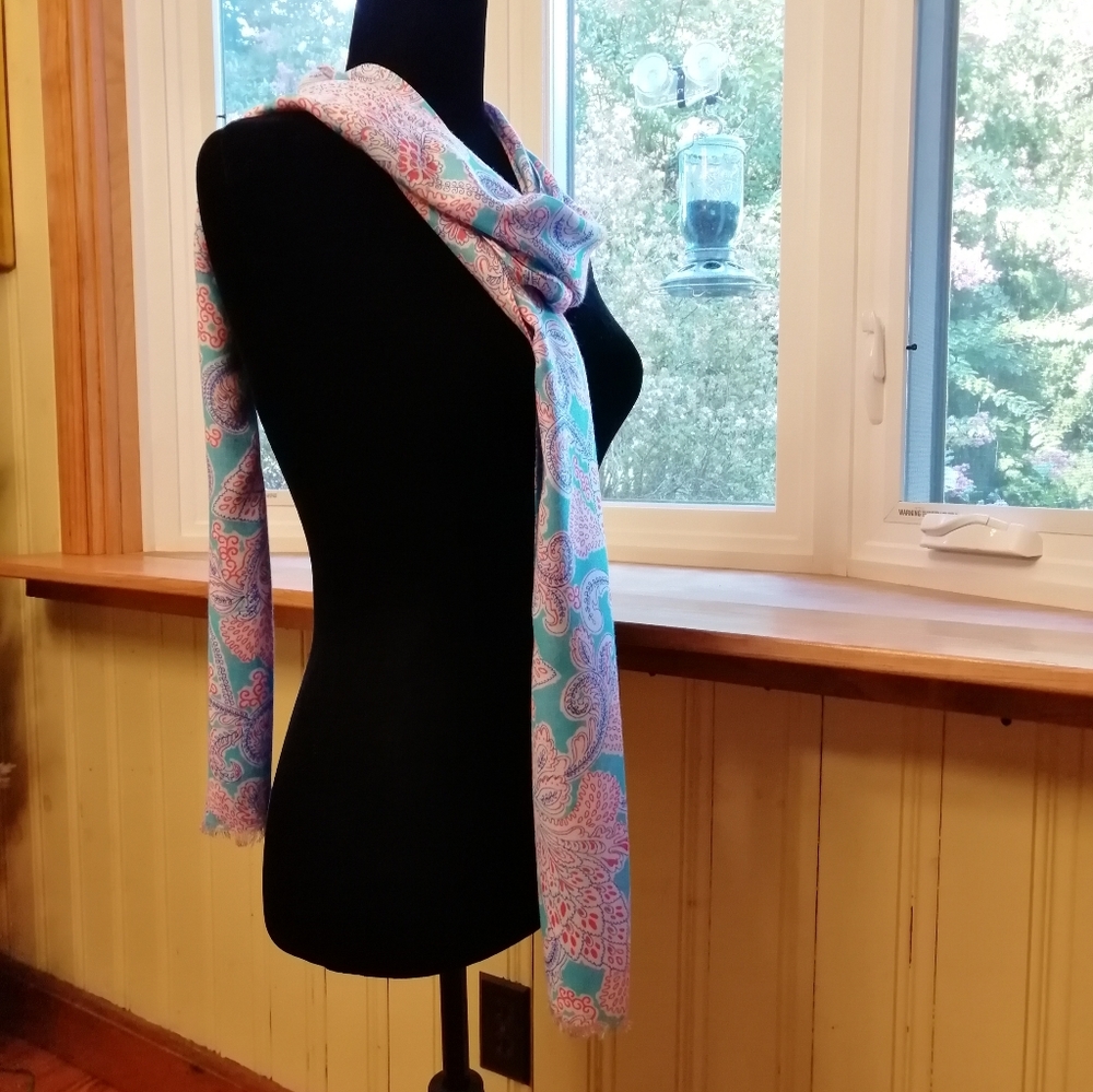 Talbot's Bandana Paisley Oblong Scarf - Picture 3 of 7